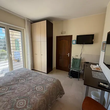 Augusta 3*